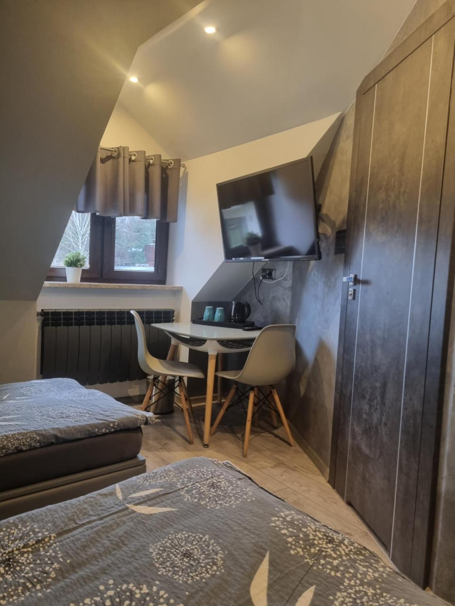 Appartement Przystan à Rozalin  Extérieur photo