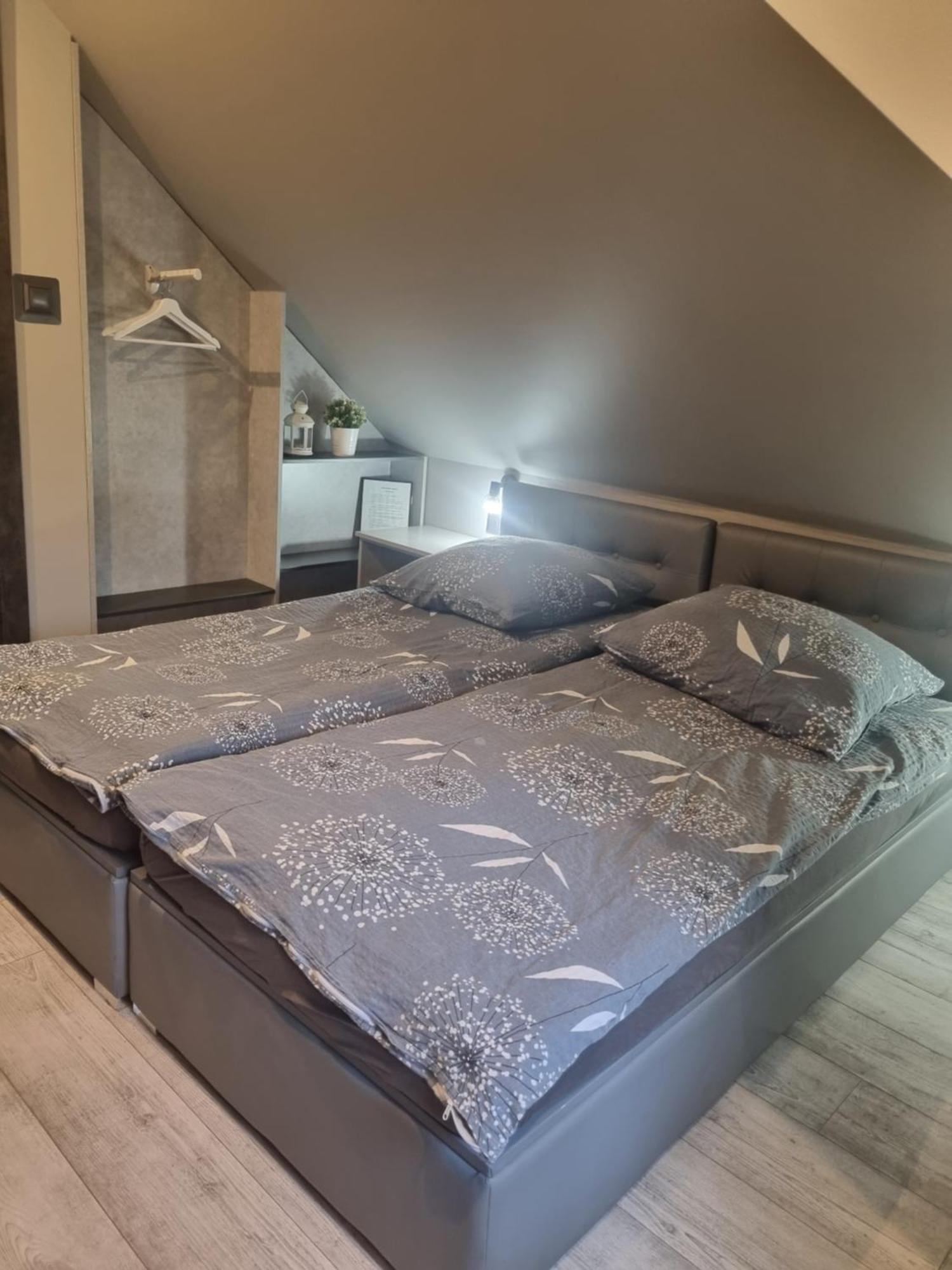 Appartement Przystan à Rozalin  Extérieur photo